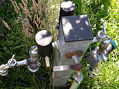 Campingplatz: Eine zum Teil gesicherte Versorgungsstation